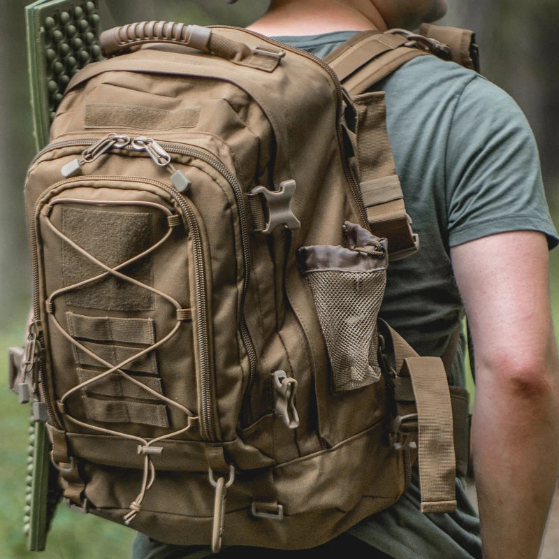 65L Outdoor Tactical Backpack, Men's Outdoor Hiking Bag, Large Capacity Rugged Military Style for Traveling or Camping or School