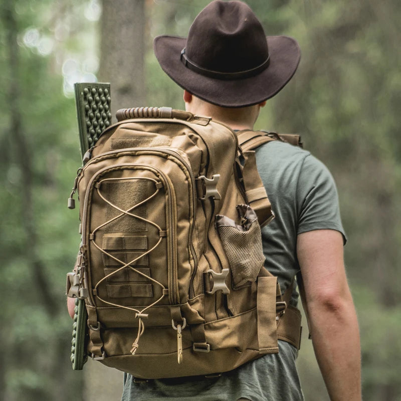 65L Outdoor Tactical Backpack, Men's Outdoor Hiking Bag, Large Capacity Rugged Military Style for Traveling or Camping or School