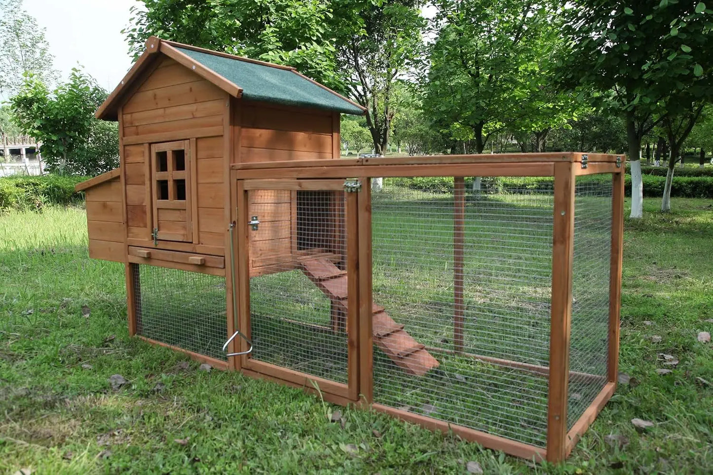 Outdoor Chicken Coop For 2-4 Chickens Wooden Hen House