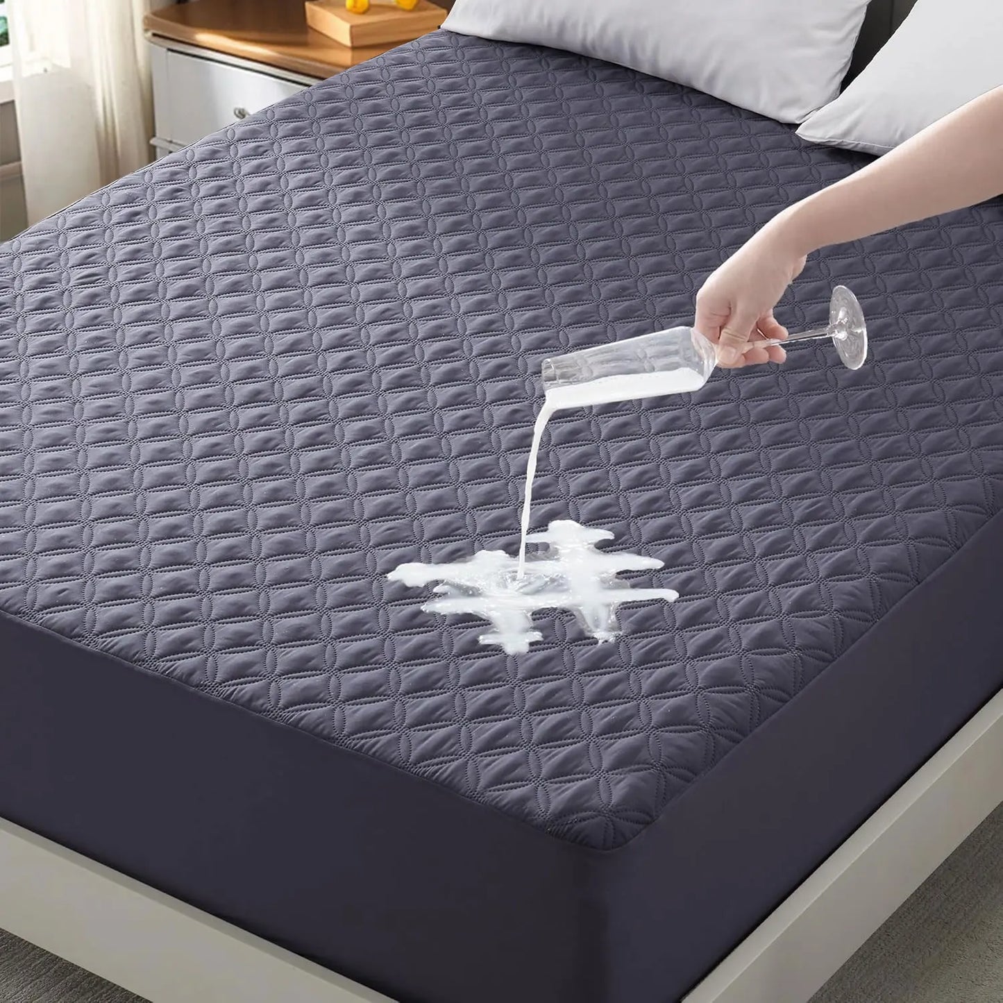 Waterproof Mattress Protector Deep Pocket Noiseless Breathable Cover